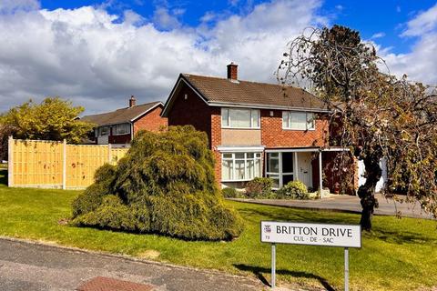 3 bedroom detached house for sale, Britton Drive, Sutton Coldfield, B72 1EL
