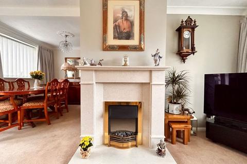1 Britton Drive, Sutton Coldfield, B72 1EL
