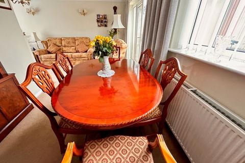 1 Britton Drive, Sutton Coldfield, B72 1EL