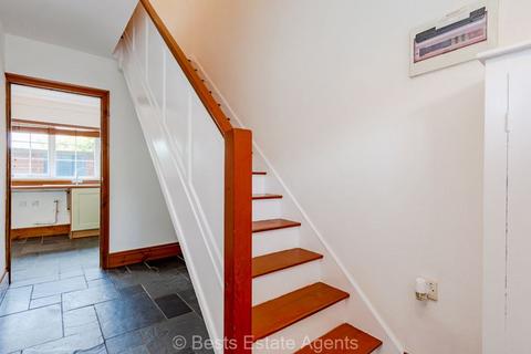 66 Beaconsfield Road, Runcorn, WA7 4BT