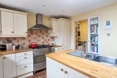 2 bedroom terraced house for sale, Popes Mead, Haslemere