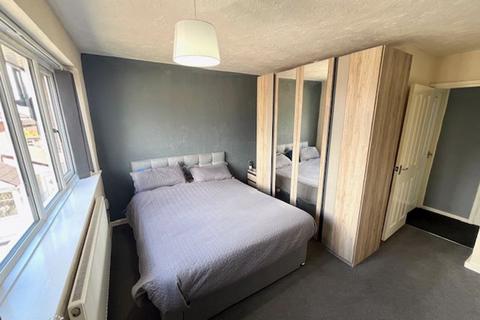 12 Brooking Close, Birmingham, B43 7TY