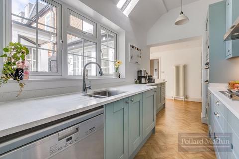 3 Carters Road, Epsom, KT17 4NE