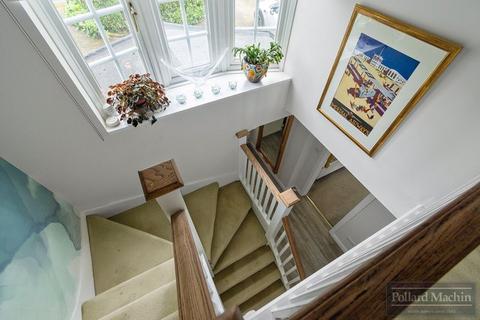 24 Church Way, South Croydon, CR2 0JR