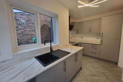 3 bedroom terraced house for sale, Adshall Road, Cheadle. SK8 2JN
