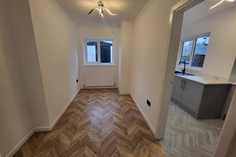91 Adshall Road, Cheadle, SK8 2JN