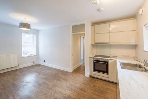 2 bedroom ground floor flat to rent, Station Road, Lower Weston, Bath