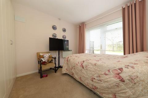 1 bedroom retirement property for sale, Cherwell Close, Rickmansworth WD3