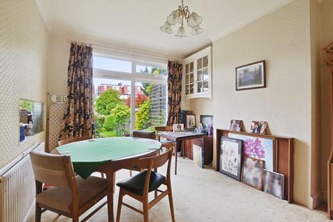 30 Blenheim Road, Harrow, HA2 7AH