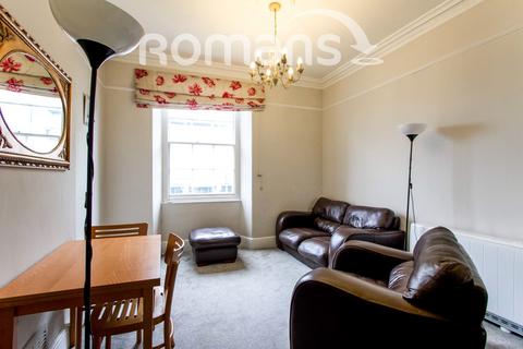2 bedroom flat to rent, Buckingham Place, Clifton