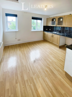 2 bedroom flat to rent, Foxhall Road, IP3