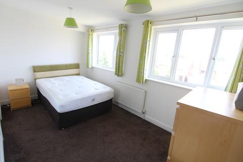 1 bedroom in a house share to rent, Ensuite Room - Chertsey Close - Furnished -  LU2 9JD - Bills Included