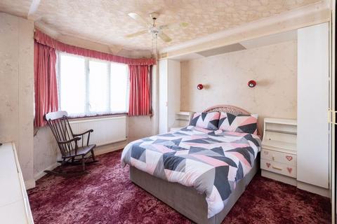 235 South Lane, New Malden, KT3 5EW