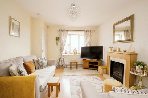 2 bedroom semi-detached house to rent, Wisley Place, Pontprennau, Cardiff