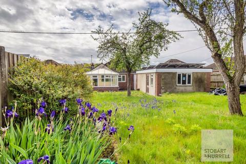 2 bedroom detached bungalow for sale, Valley Road, Norwich NR5