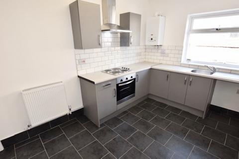 3 bedroom terraced house to rent, Clarence Avenue, Doncaster, South Yorkshire, DN4 8AU, UK