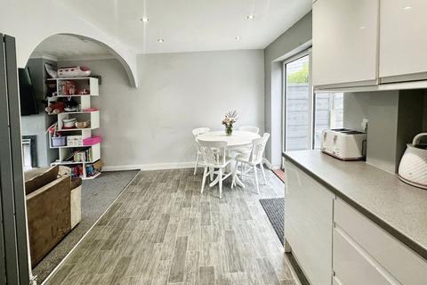 18 Bankfield Close, Ainsworth, Bolton, BL2 5QZ