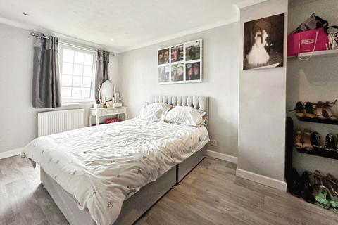 18 Bankfield Close, Ainsworth, Bolton, BL2 5QZ
