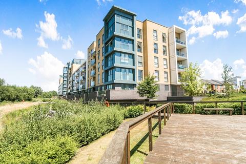 2 bedroom apartment to rent, Cygnet House, Kennet Island