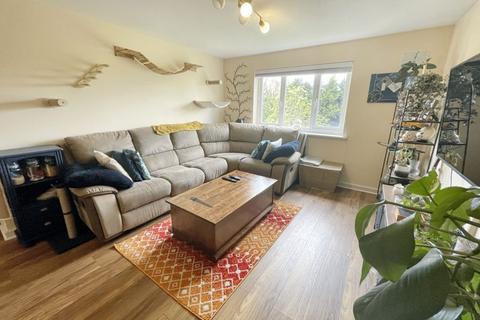 2 bedroom apartment for sale, Ercolani Avenue, High Wycombe HP13