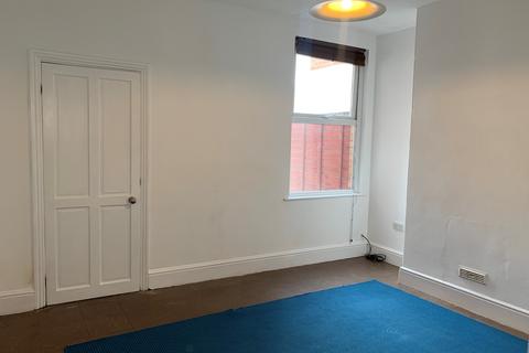 2 bedroom terraced house to rent, Wolfa Street, Derby