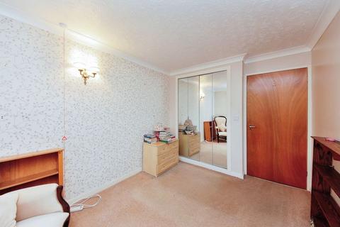 1 bedroom flat for sale, 998 Old Lode Lane, Solihull B92