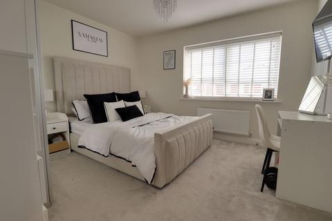 70 Adams Way, Hednesford, Cannock, WS12 4WJ