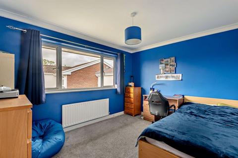 2 Barnfield, Tattenhall, Chester, CH3 9HE