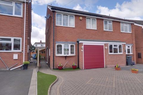 3 bedroom semi-detached house for sale, Jubilee Close, Walsall WS6