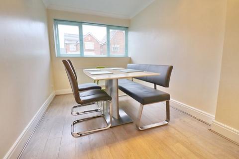 32 Cotton Fields, Worsley, Manchester, M28 3UA