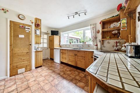 4 bedroom detached house for sale, Merrow Woods, Guildford