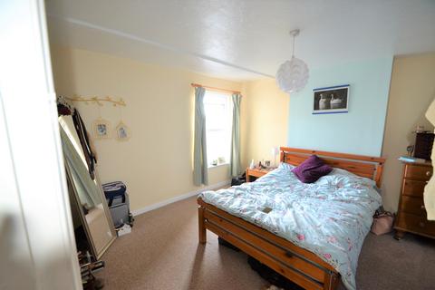 2 bedroom flat to rent, Pilkington Court, Union Street