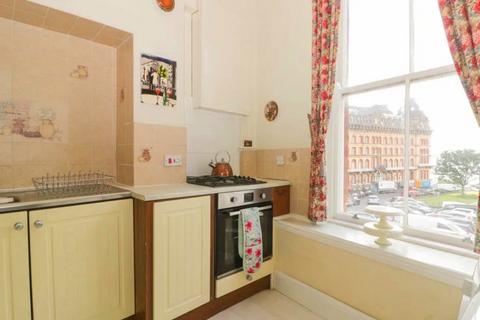 4 bedroom maisonette for sale, Huntriss Row, Scarborough YO11