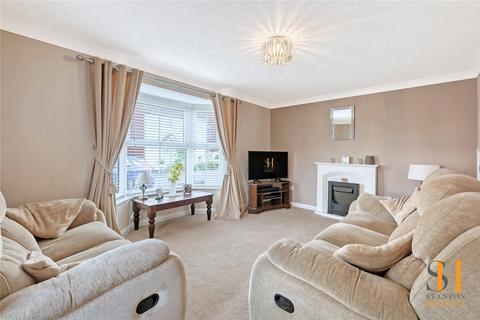 3 bedroom detached house for sale, Anglesey Gardens, Wickford, Essex, SS12