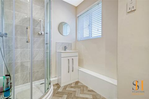 17 Anglesey Gardens, Wickford, SS12 9GT