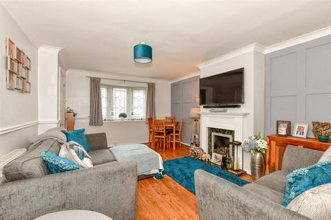 2 bedroom end of terrace house for sale, Witchards, Basildon, Essex