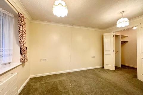 2 bedroom apartment for sale, Southfields Road, Eastbourne, East Sussex, BN21