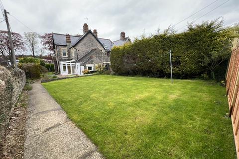 4 bedroom semi-detached house to rent, Charlton Road, Shepton Mallet,