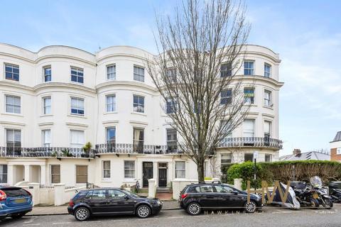 2 bedroom apartment for sale, 125 Lansdowne Place, Hove, East Sussex, BN3 1FH
