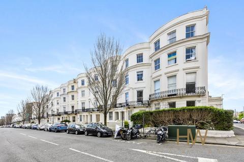 2 bedroom apartment for sale, 125 Lansdowne Place, Hove, East Sussex, BN3 1FH