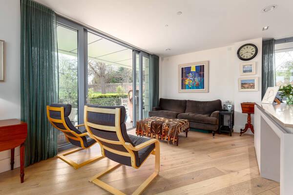 63129 Donaldsoncresc-