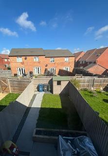 2 bedroom terraced house to rent, Robinson Close, Edwalton, NG12