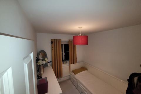 16 Tent Vale, Pencoed, Bridgend, CF35 6LR