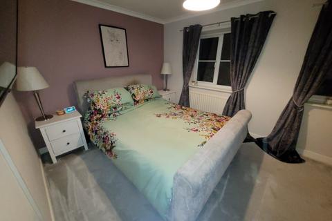 16 Tent Vale, Pencoed, Bridgend, CF35 6LR
