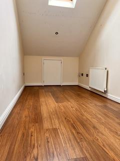 2 bedroom apartment to rent, King Street, Kettering NN16