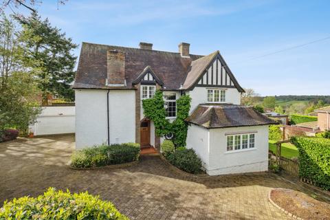 5 bedroom detached house for sale, Misbourne Avenue, Chalfont St Peter, Buckinghamshire