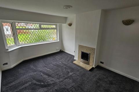 3 bedroom flat to rent, Norristhorpe Lane, Liversedge