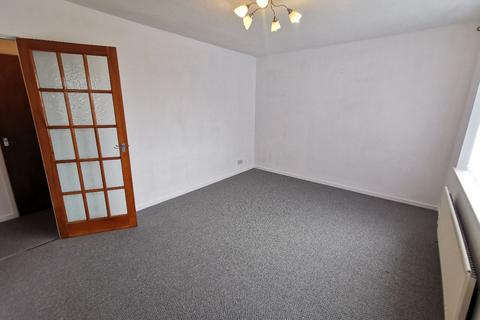 2 bedroom flat to rent, Malvern Court, Newcastle upon Tyne
