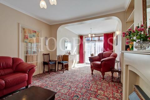 3 bedroom semi-detached house for sale, Chartley Avenue, London, NW2