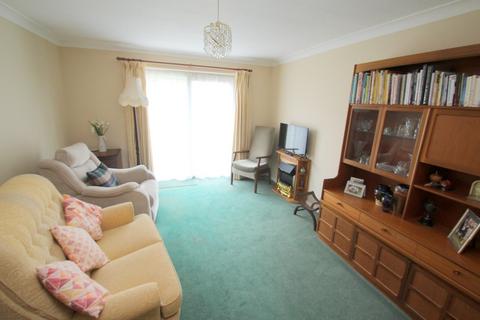 2 bedroom retirement property for sale, Octavia Way , Staines-Upon-Thames, Staines-Upon-Thames, TW18